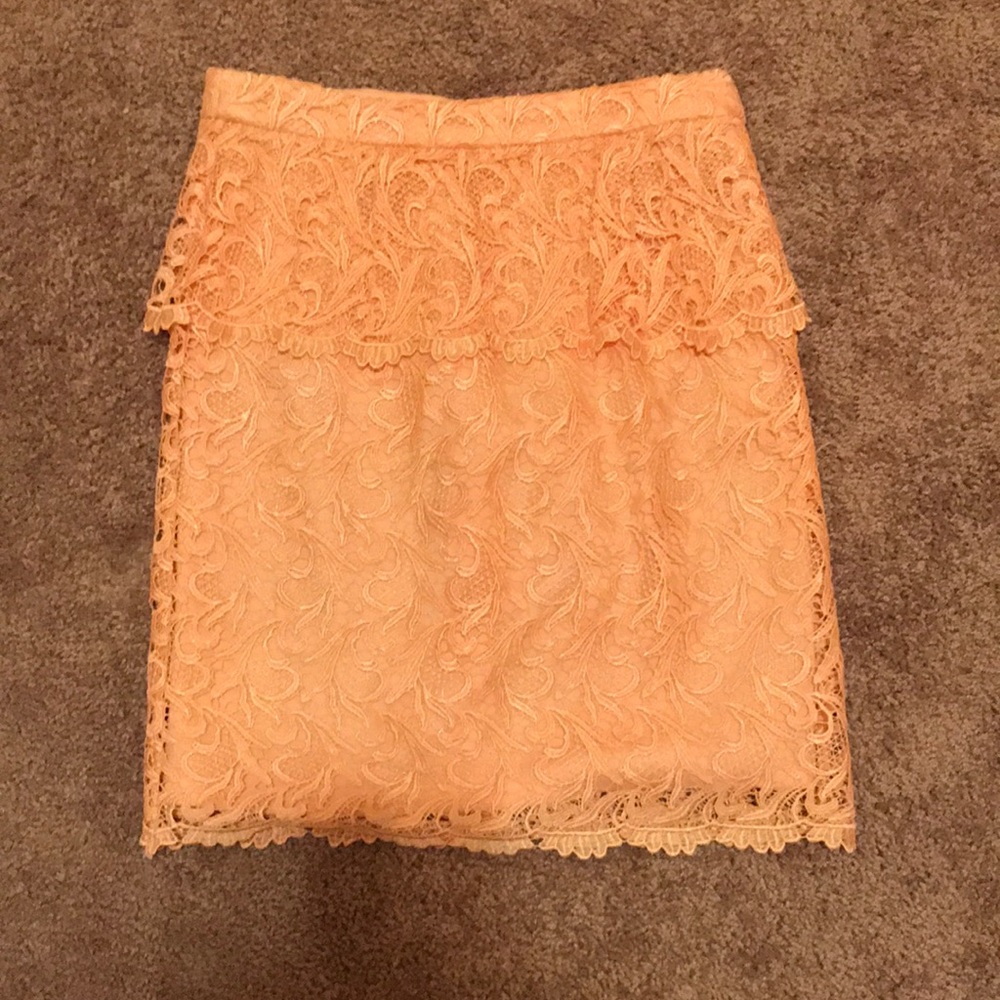 Gianni Bini peach lace skirt